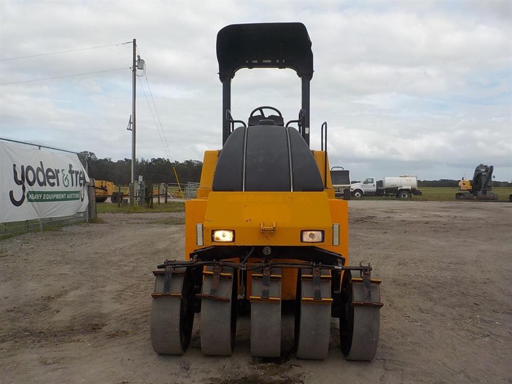 2010 Dynapac CP142 Pneumatic Tired Roller, Canopy, 9 Wheel