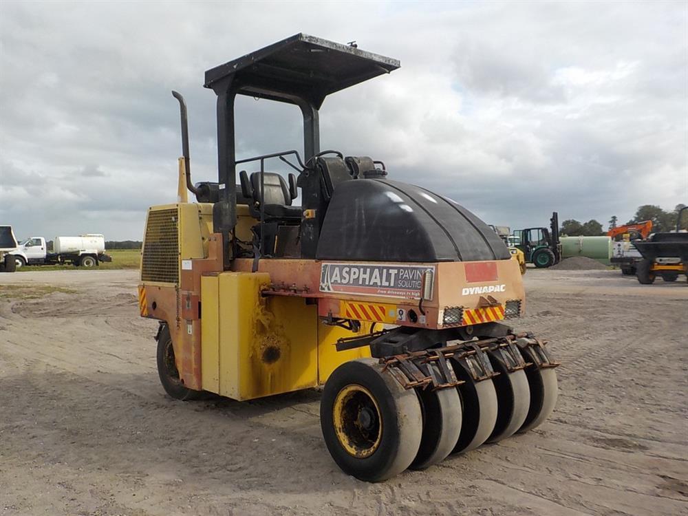 2004 Dynapac CP142 Pneumatic Tired Roller, Canopy, 9 Wheel