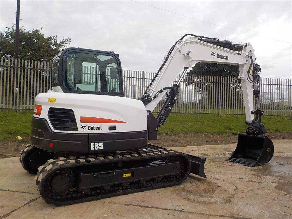 2017 Bobcat E85 Hydraulic Excavator, Cab, Rubber Tracks, Backfill Blade, Sw