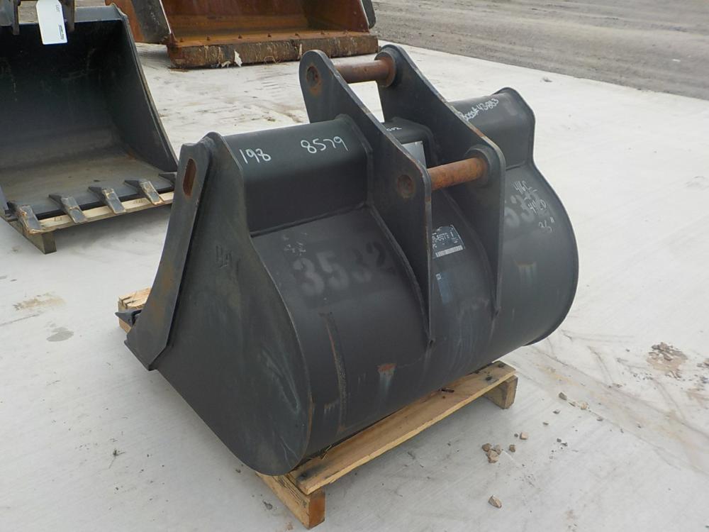 36" Bucket to suit CAT 416C, Serial: 3532-002