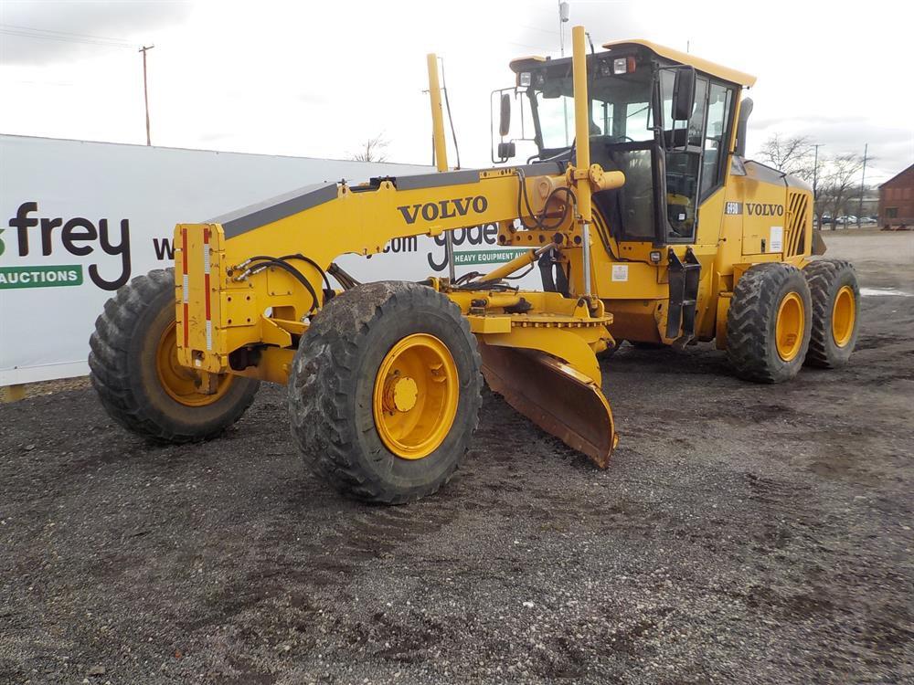 2007 Volvo G930 Motor Grader, Cab c/w 12' Moldboard, A/C Serial: VCEOG930A0