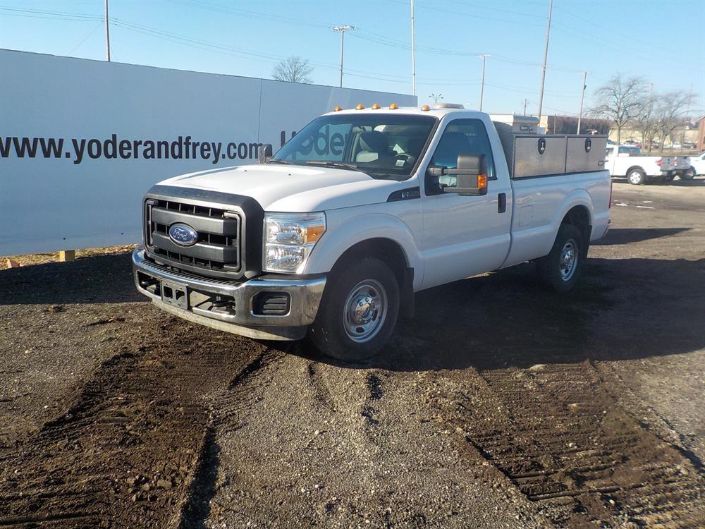 2015 Ford F250 4x2 Pickup Truck, Single Cab, 6.2 V8 Engine c/w A/C, Side an