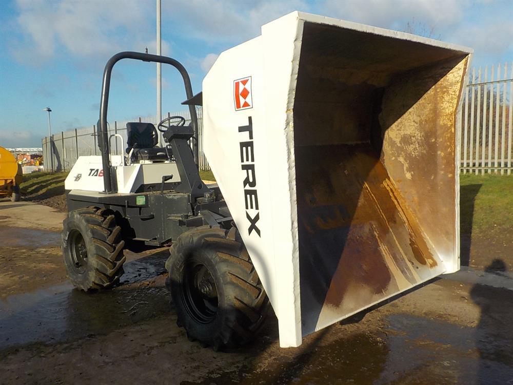 2007 Benford 6 Ton Dumper c/w Roll Bar (Hour meter shows 1,492 hours) (WILL