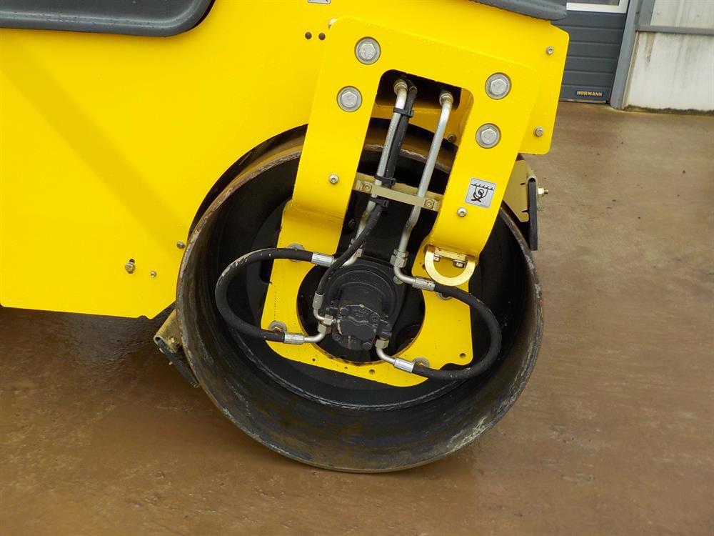 2018 Bomag BW120AD-5 Double Drum Vibrating Roller c/w Roll Bar, 47" Drums S