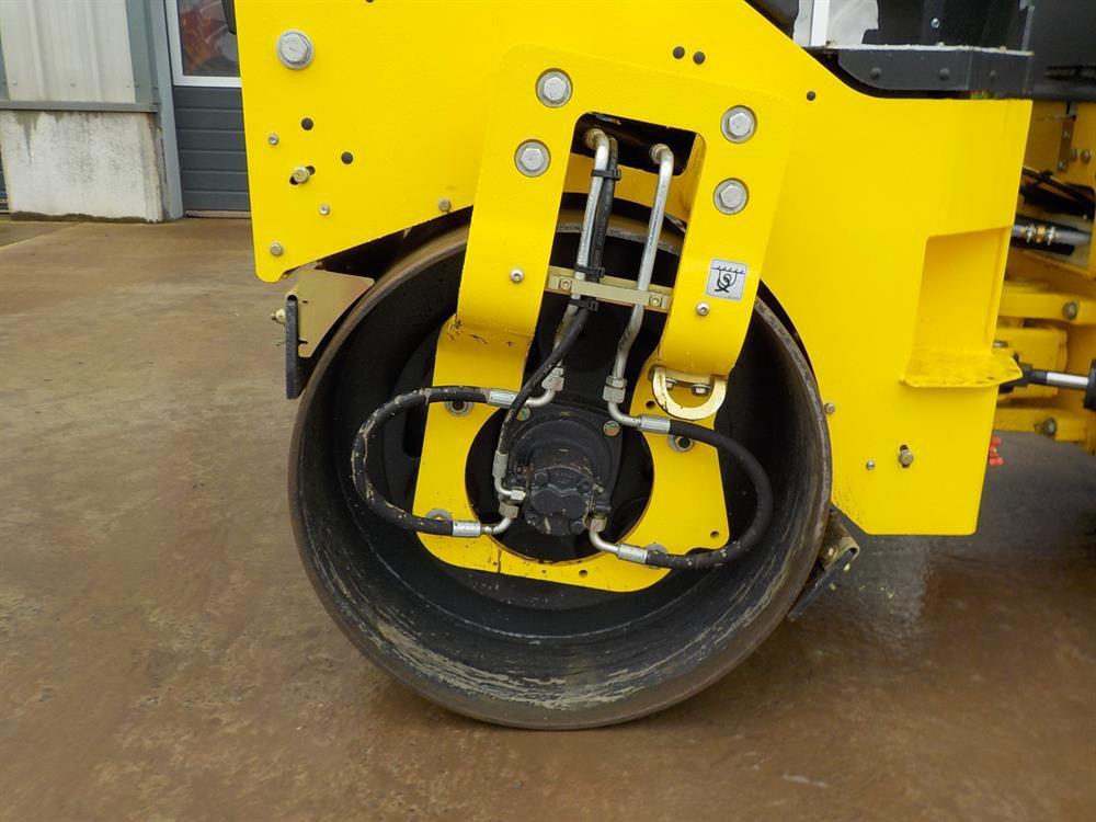 2018 Bomag BW120AD-5 Double Drum Vibrating Roller c/w Roll Bar, 47" Drums S