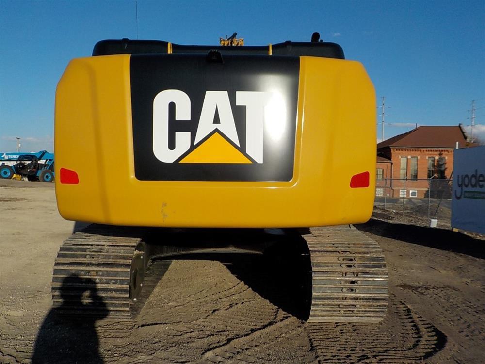 2017 CAT 320FL Hydraulic Excavator, Cab, 27" Pads, CV, QC, Hydraulics, Aux.