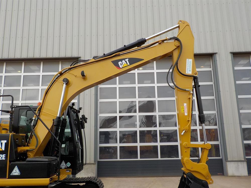 2015 CAT 312E Hydraulic Excavator, Cab, 27" Pads, CV, QC, Hydraulics c/w A/