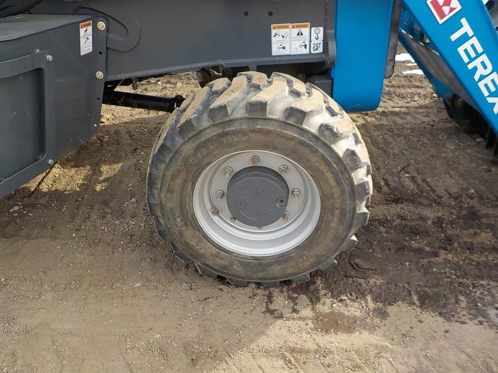 2016 Terex TLB840R 4WD Turbo Backhoe Loader, Enclosed Cab c/w A/C, Joystick