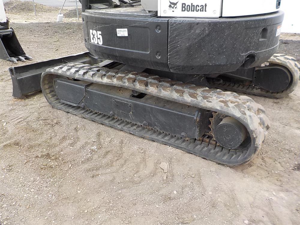 2011 Bobcat E35 Mini Excavator, OROPS, Rubber TRacks, Backfill Blade, Swing