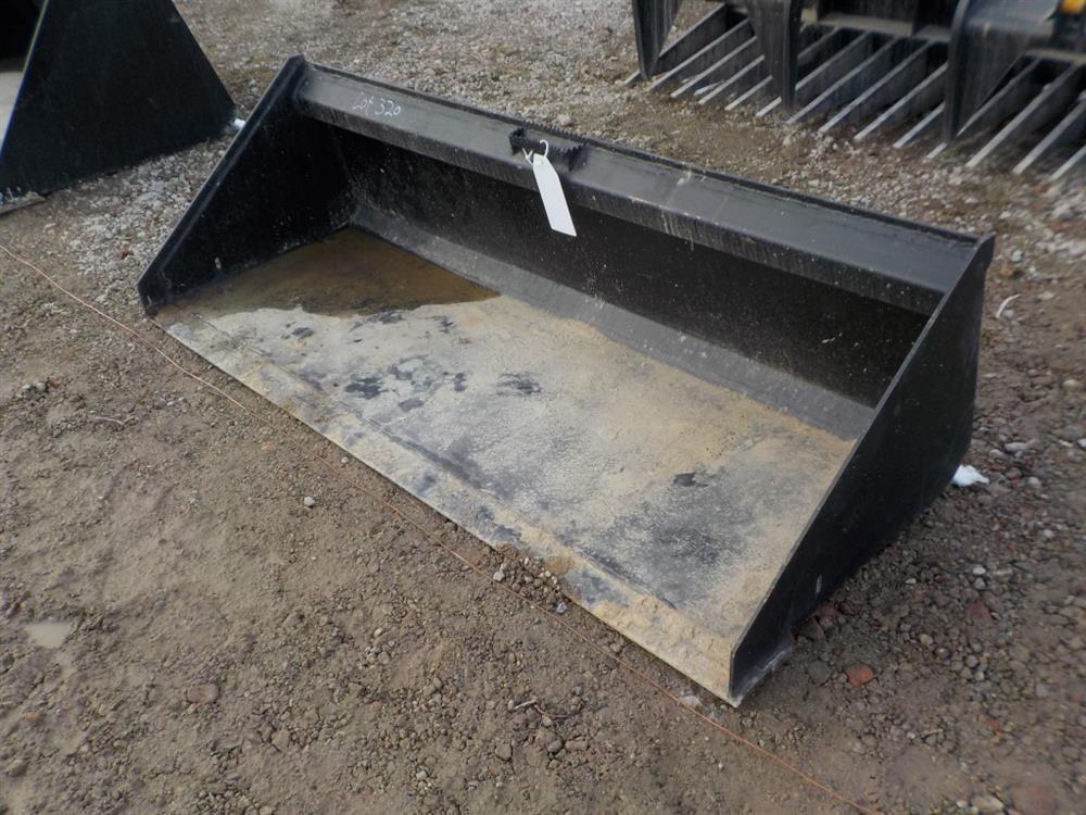 80" Low Profile Bucket c/w Bolt on Cutting Edge to suit Skidsteer Loader Se