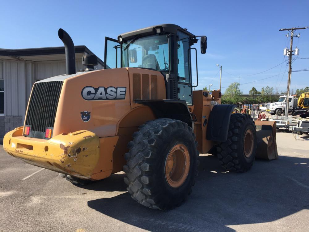 2012 Case 821F Wheeled Loader c/w Cab, QC, A/C Serial: NCF216365 Year: 2012