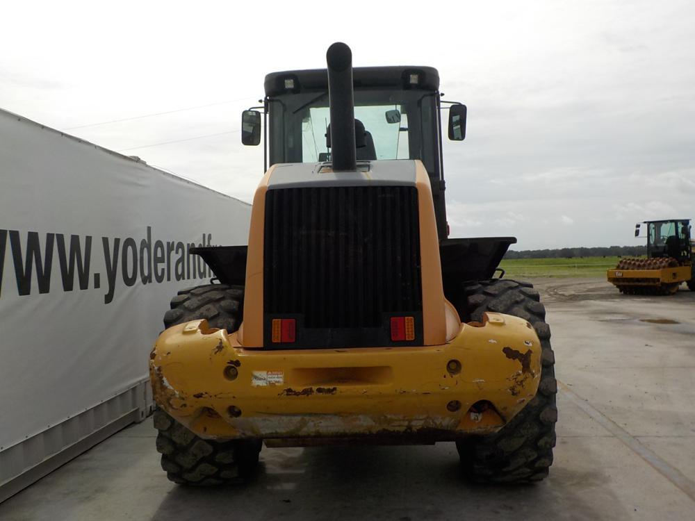 2012 Case 821F Wheeled Loader c/w Cab, QC, A/C Serial: NCF216365 Year: 2012