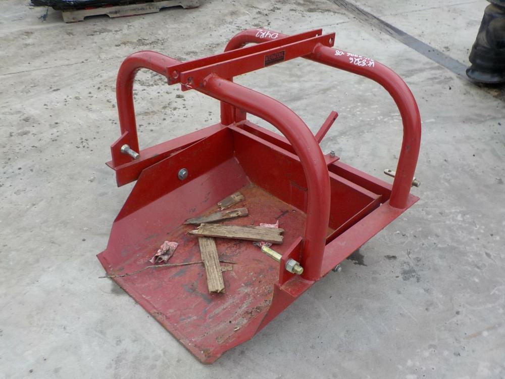 International Bucket to suit 3 Point Hitch