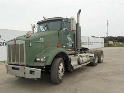 2007 Kenworth T800 Tandem Axle Day Cab, CAT C15 475HP Diesel Engine, PTO We