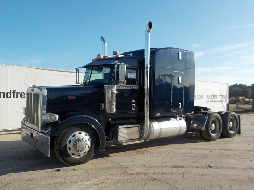 2007 Peterbilt 379 Short Hood, 63" Sleeper, Tandem Axle, 13 Speed c/w Cat C