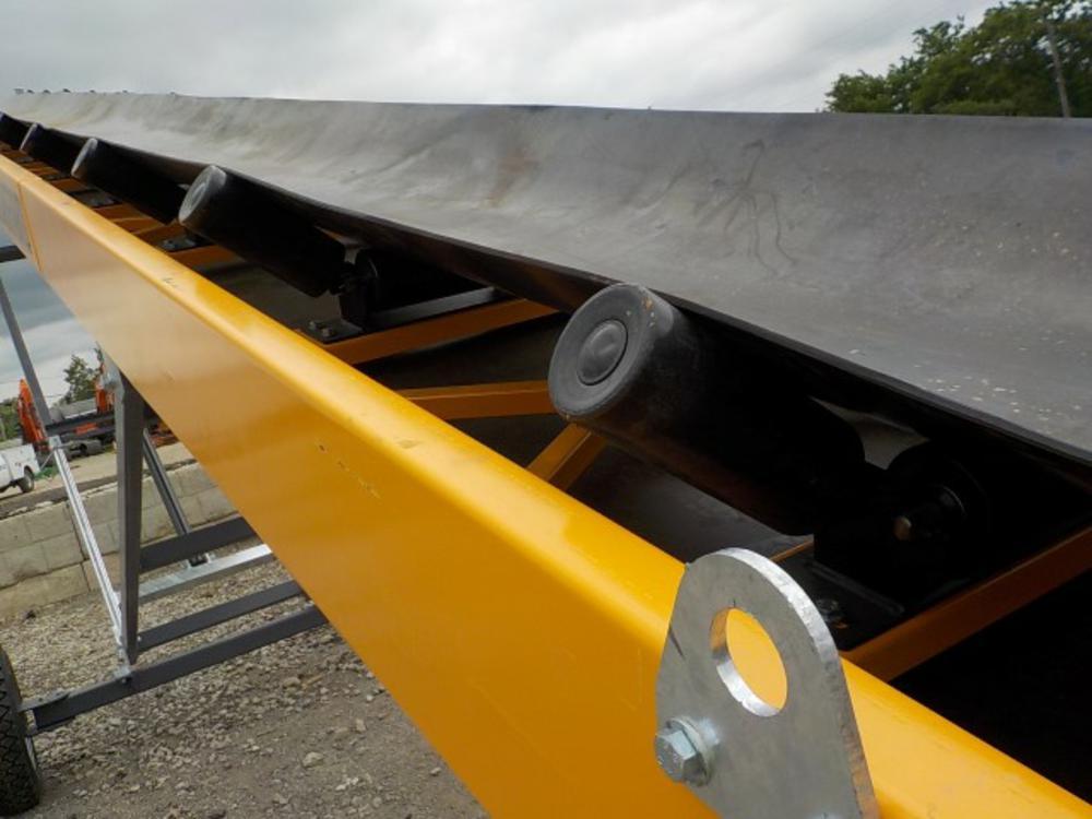 2020 Barford W5032 Wheeled Stockpile Conveyor 50ft x 32" Electric, Highway