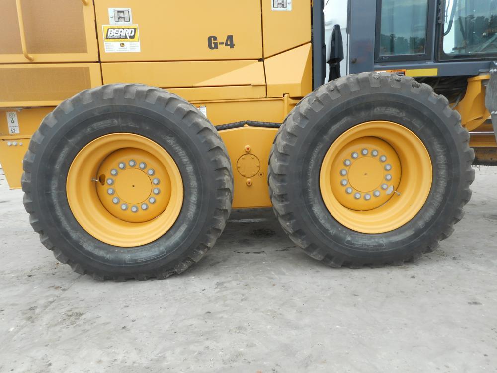 2016 John Deere 670G Motor Grader c/w Low Cab, A/C, 14' Blade, 17.50 Tires,