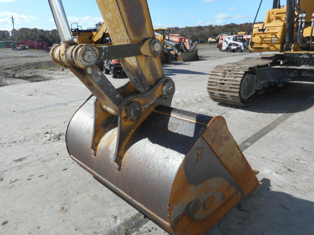 2016 CAT 336FL Long Reach Excavator, 34" Pads, Cab, c/w A/C, Reverse Camera