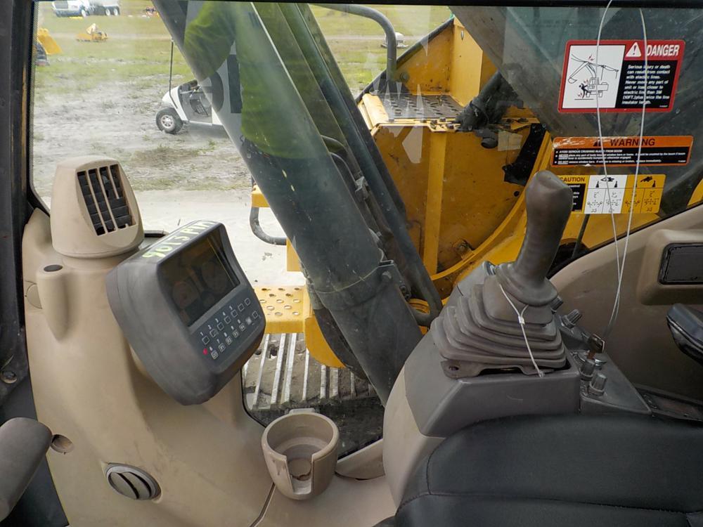 2012 John Deere 225D LC Hydraulic Excavator, 32" Pads (5,523 Hours)