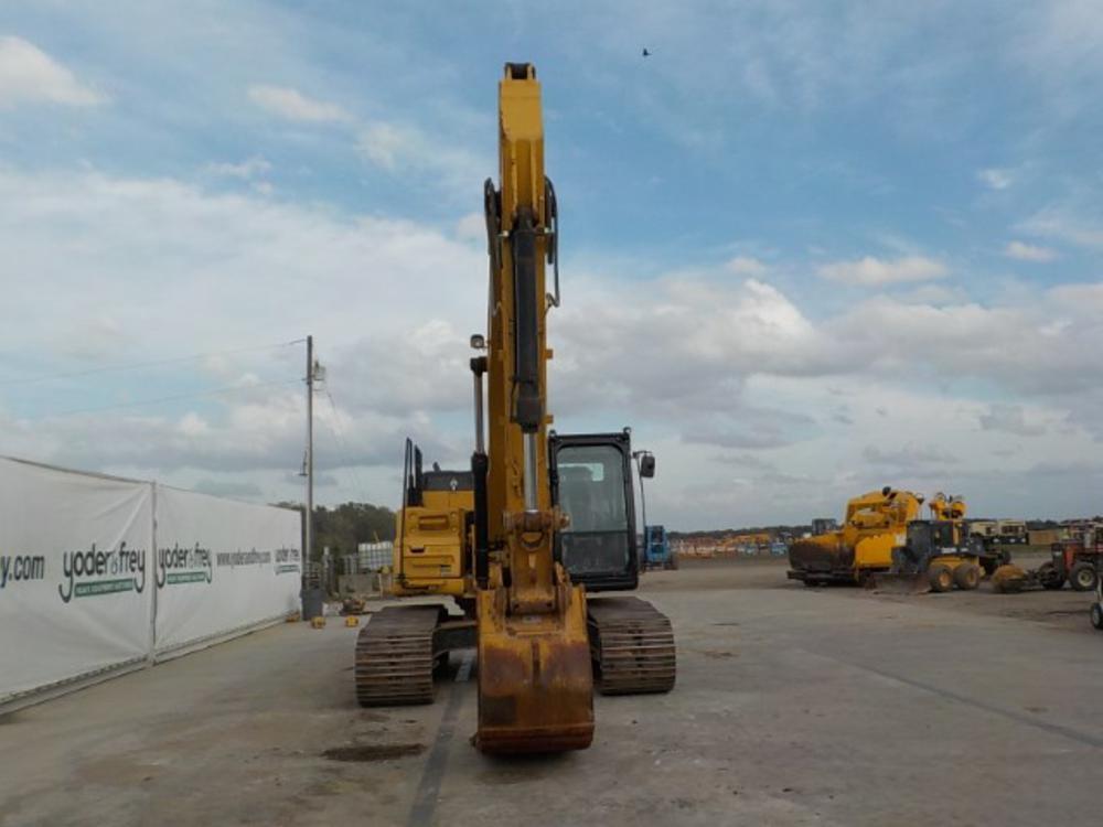 2015 CAT 326F Hydraulic Excavator, 28" Pads, CV, Piped c/w Reverse Camara,