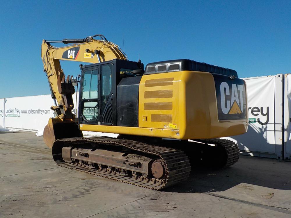 2015 CAT 326F Hydraulic Excavator, 28" Pads, CV, Piped **Warranty available