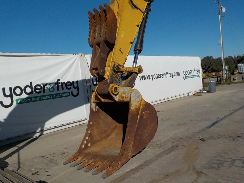 2015 CAT 326F Hydraulic Excavator, 28" Pads, CV, Piped **Warranty available