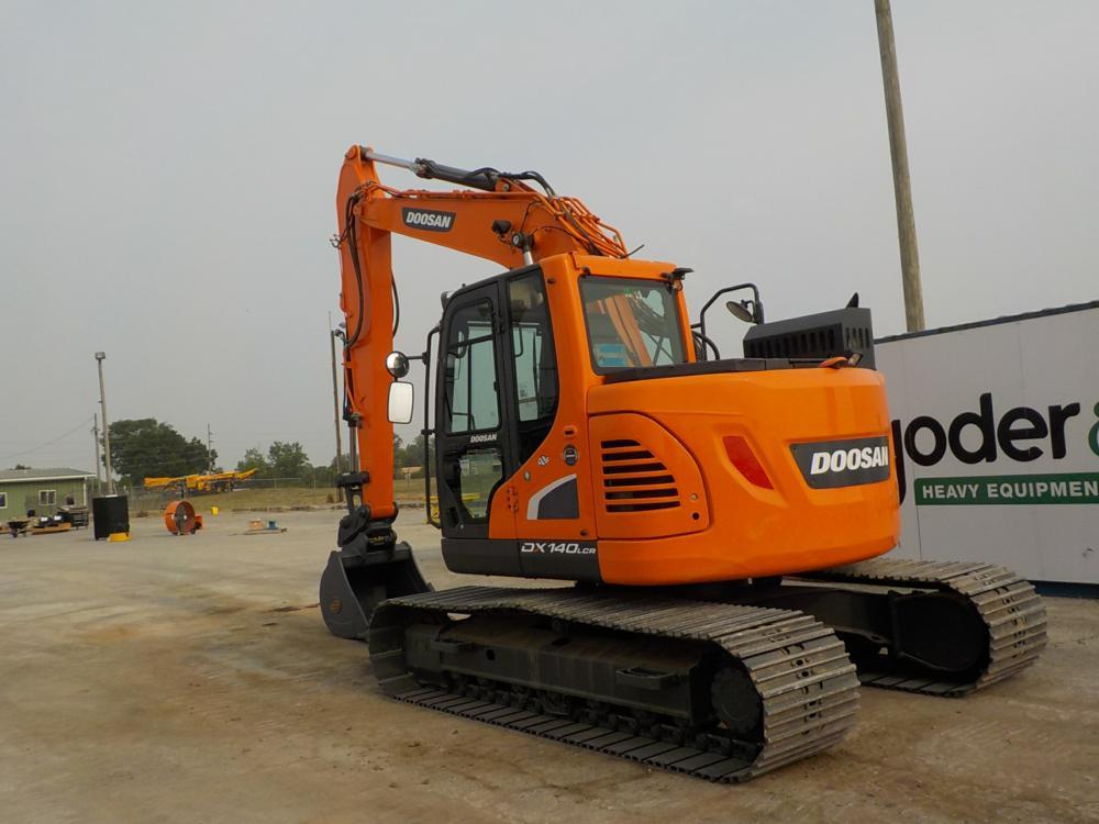 2019 Doosan DX140LCR-5 Excavator c/w Cab 28" Steel Tracks, Bucket, CV, QH,