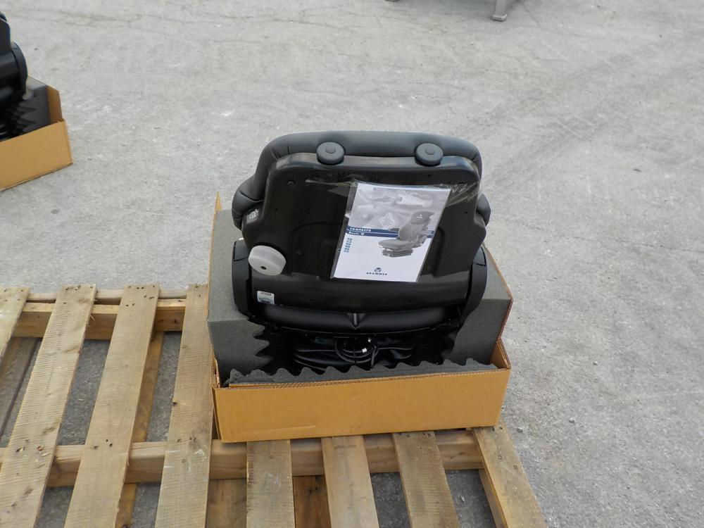 Grammer MSG93/721 12V Dozer/Excavator Air Suspension Seat - Unused