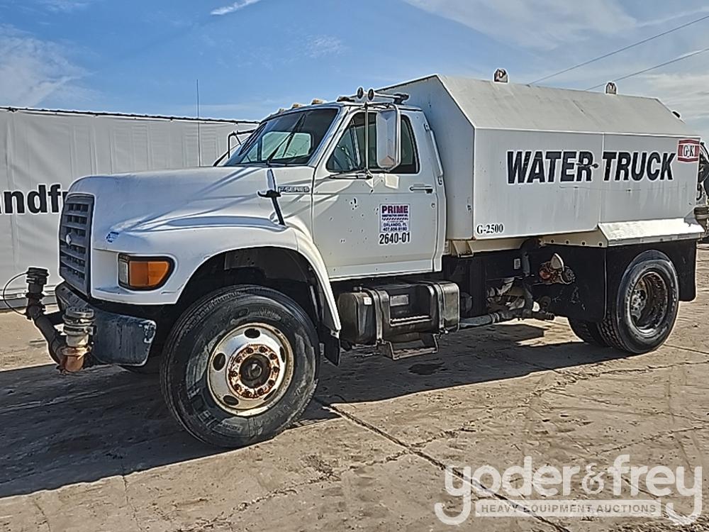 1998 Ford F800