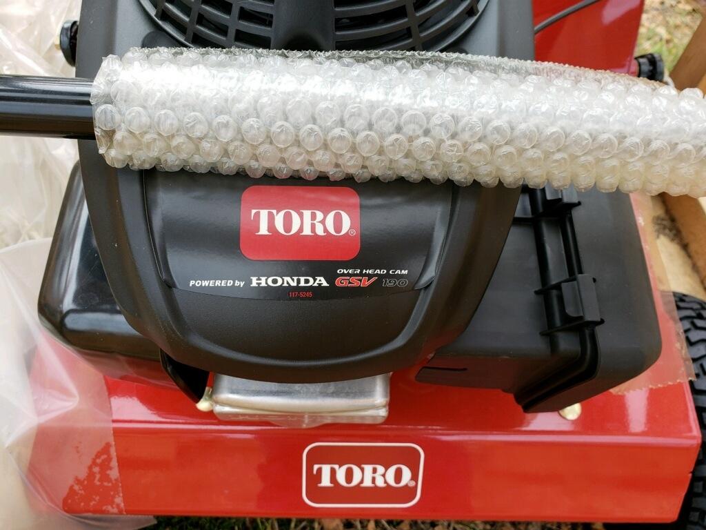 NEW Toro 18” Walk Behind Aerator Model 23516