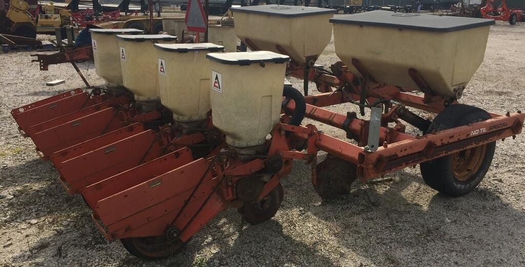 Allis Chalmers 333 No Till Seeder