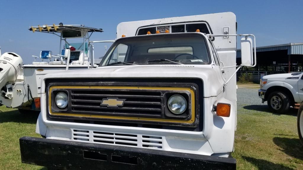 1988 GM Utility Dump Truck