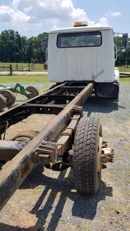 1995 International 4700 T44E Truck