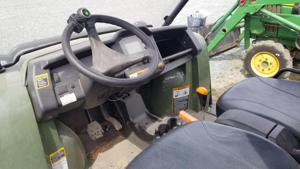 2011 John Deere 825i DOHC Gator