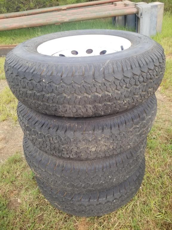 Four Duro ST225/75D15 Tires As Is