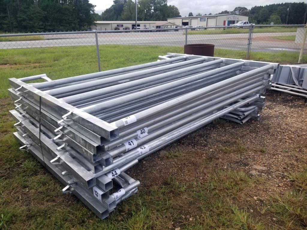 9' Heavy Duty Corral Panel