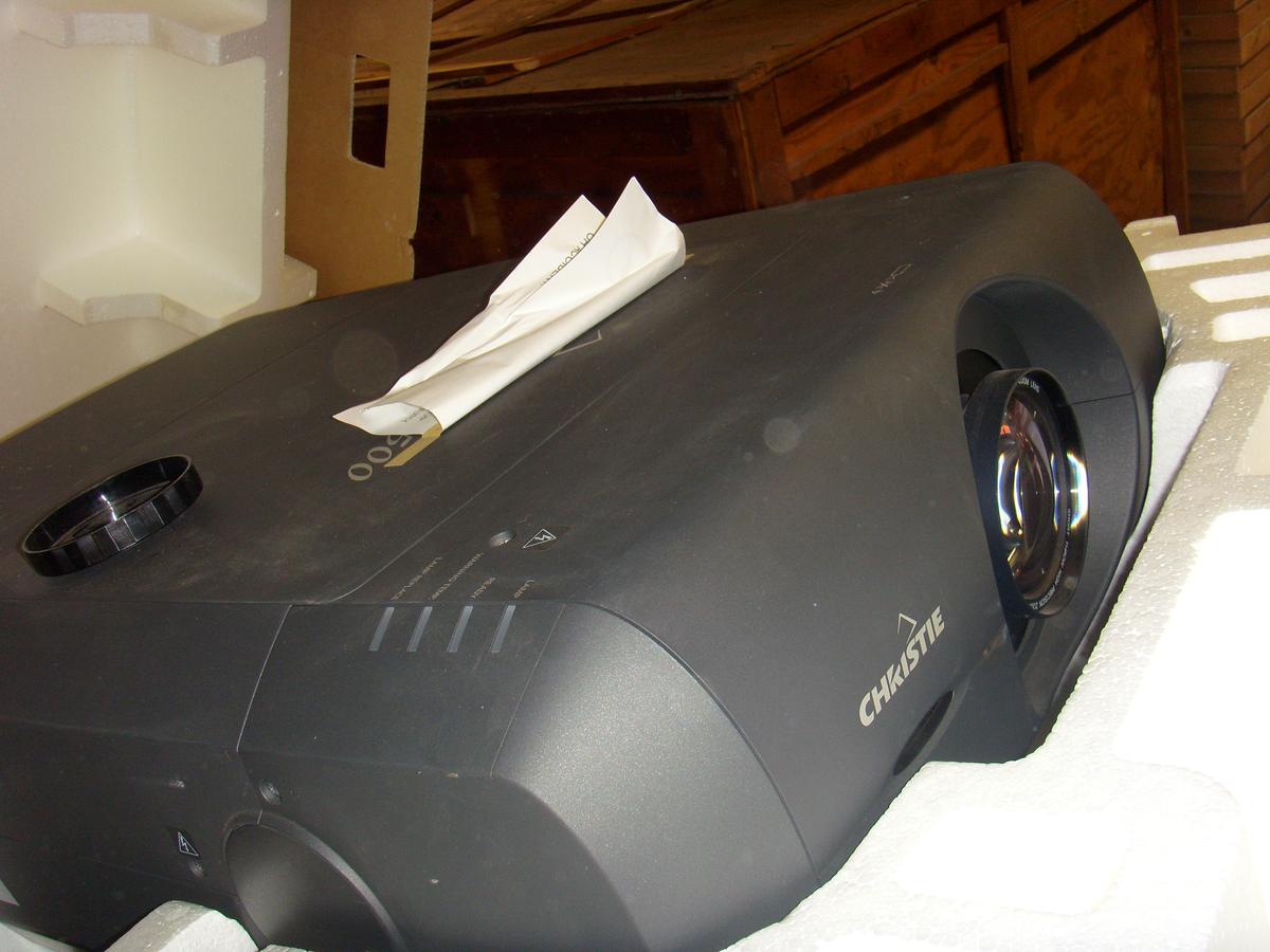 Christie Lx 1500 Projector #02