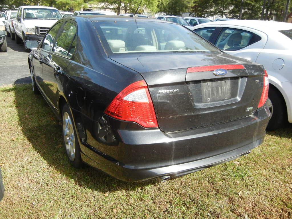 2010 FORD FUSION 4-DOOR CAR, 112,191 mi,  V6 GAS, AUTOMATIC, PS, AC S# 3FAH