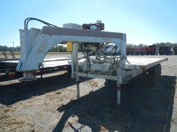 SHOPBUILT GOOSENECK TRAILER,  21', TANDEM AXLE, HYDRAULIC TILT, S# ARKVIN01