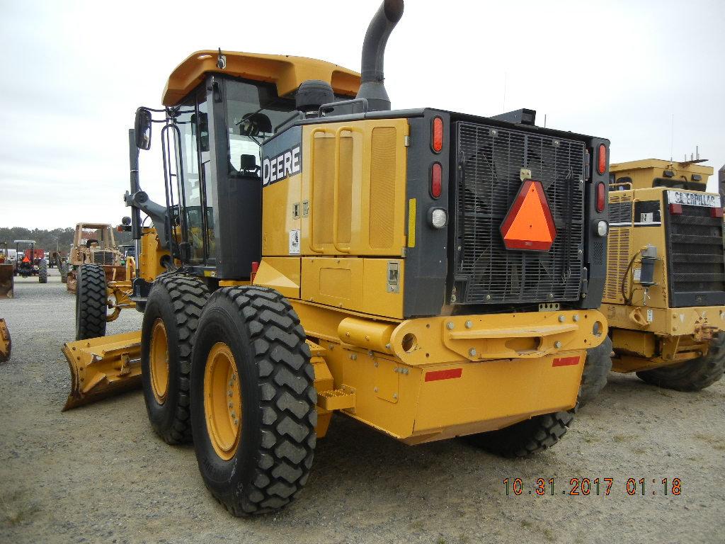 2011 JOHN DEERE 770GP GRADER, 3,245+ hrs,  CAB, AC, FRONT SCARIFIER, 14.00