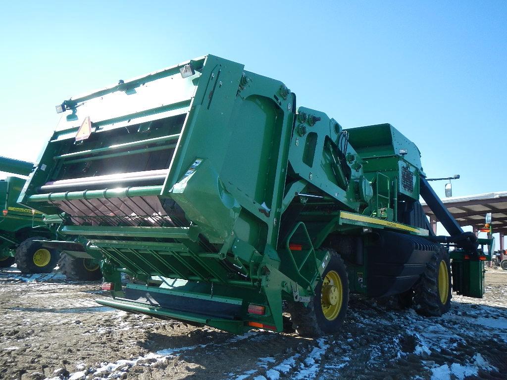 "JOHN DEERE 7760 COTTON PICKER,  6 ROW, GREENSTAR STARFIRE 3000, 20.8R42 DU