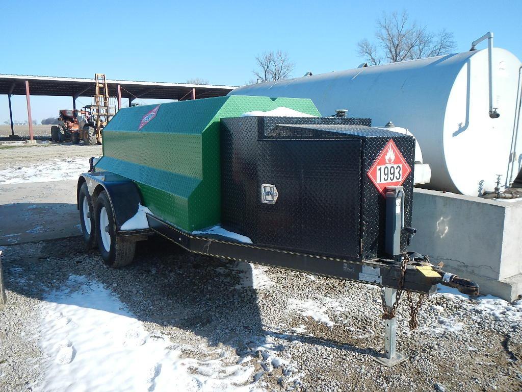 WG MANUFACTURING 1000 GALLON FUEL TRAILER,  WITH HONDA TRANSFER PUMP, TANDE