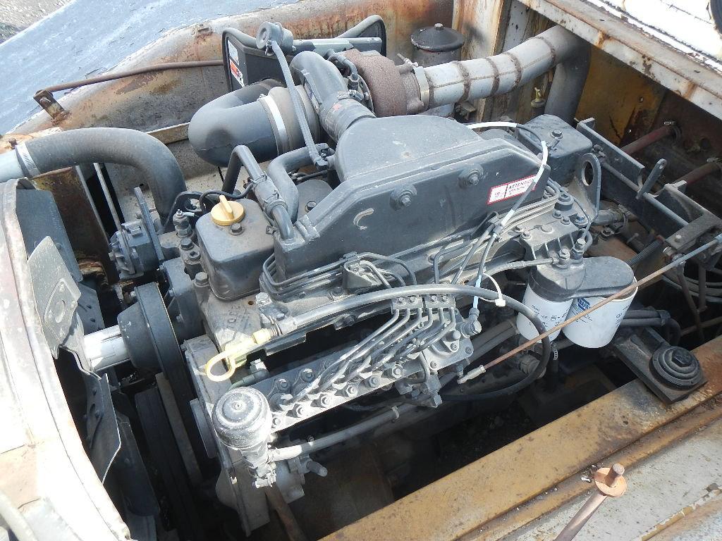 HOUGH T300 SL PAYMOVER TUG, 40,555+ mi,  CUMMINS PULL ENGINE, DETROIT DIESE