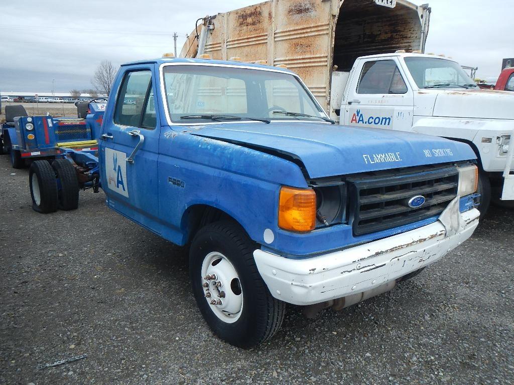 1987 FORD F350 CUSTOM CAB & CHASSIS ?8,211 miles  7.5L ENGINE, AUTO S# A790