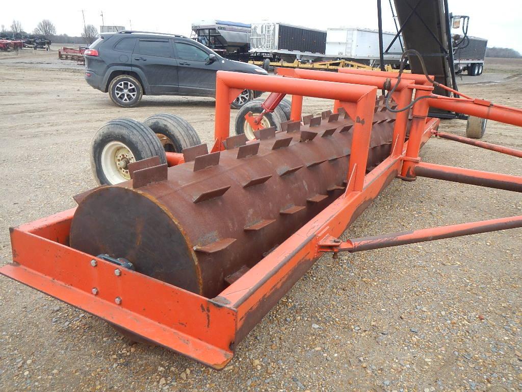 FAIROAKS 20' CLEATED STUBBLE ROLLER