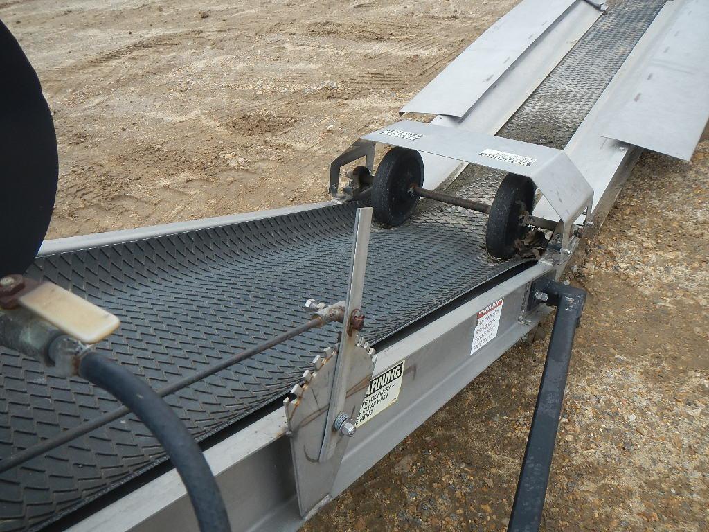 ADAMS LOADING CONVEYOR,  22" BELT, 20 HP GAS ENGINE WITH ELECTRIC START