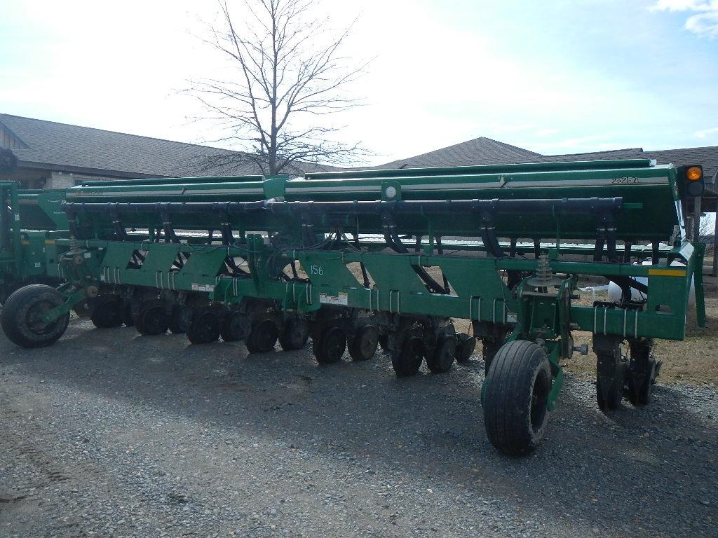 GREAT PLAINS 2525A PLANTER,  3 PONT, TWIN ROW S# GP-B1074L