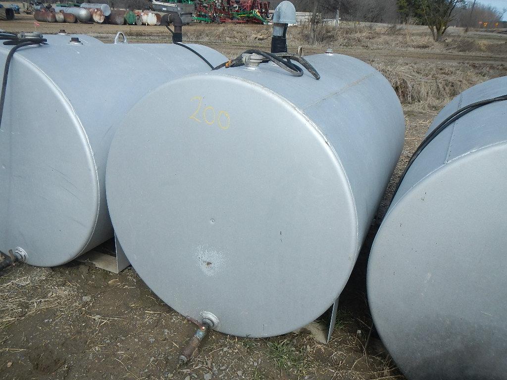 500 GALLON FUEL TANK