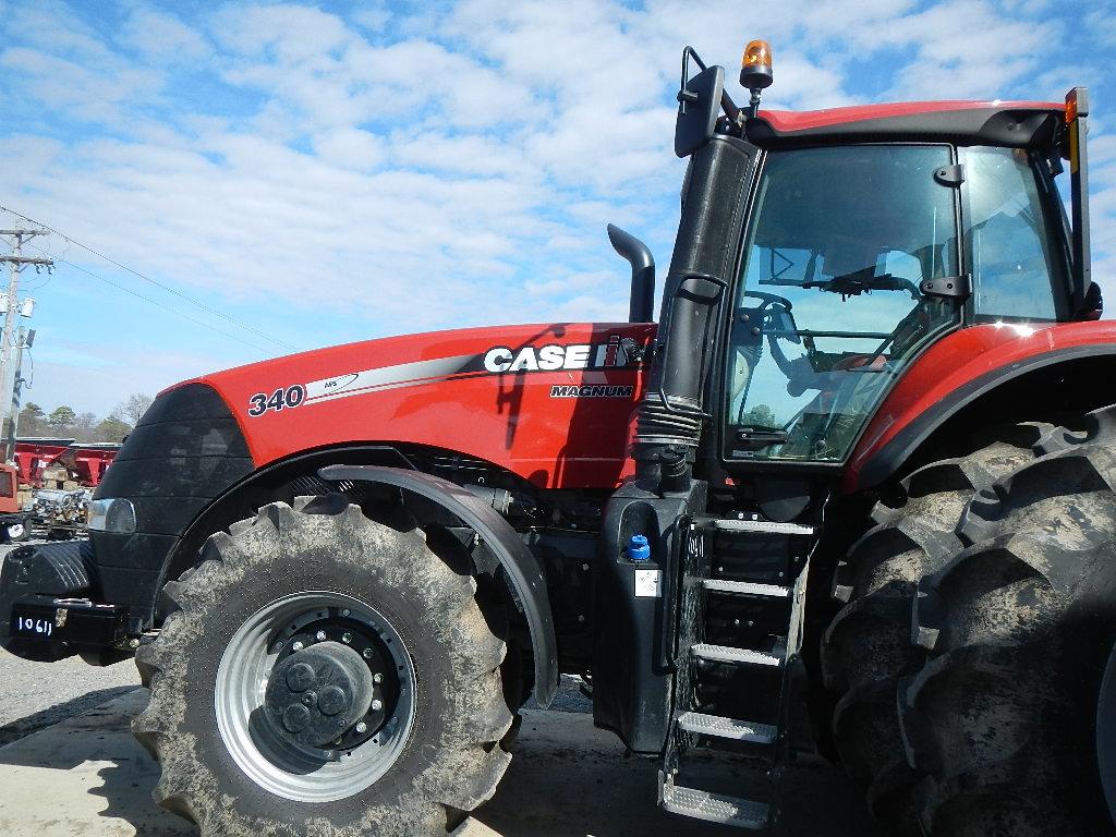 CASE/IH MX340 WHEEL TRACTOR, 205 ENGINE HRS/128 DRIVE HRS  MWFD, CAB, AC, H