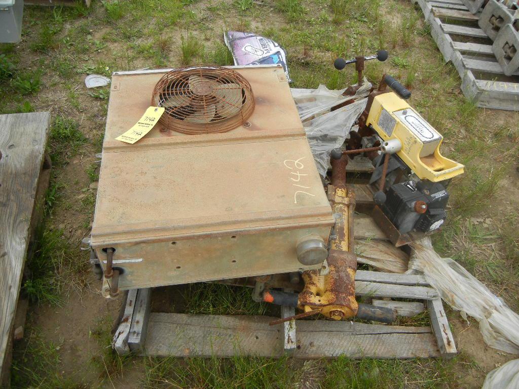 PALLET WITH HYDRAULIC RAIL SAW, DRILL,  AND SPIKE HAMMER